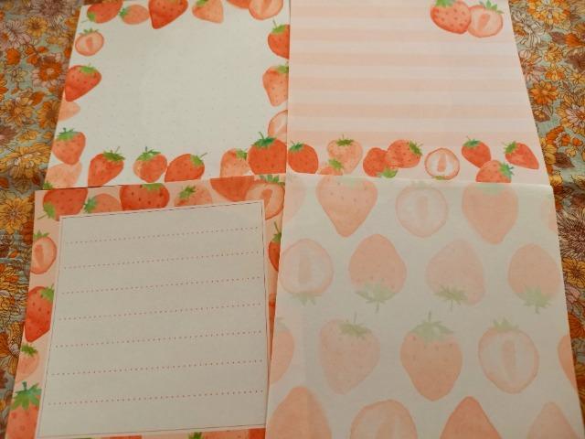 お裾分け☆苺柄メモ4柄4枚☆ < インテリア/ライフ  お裾分け☆苺柄メモ4柄4枚☆  < インテリア/ライフの