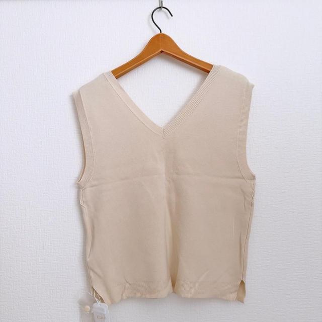新品!!◆Chico/チコ◆ロゴ刺繍ルーズベスト★ライトベージュF*秋コーデ韓国コーデ♪ < ブランド  新品!!◆Chico/チコ◆ロゴ刺繍ルーズベスト★ライトベージュF*秋コーデ韓国コーデ♪ < ブランドの