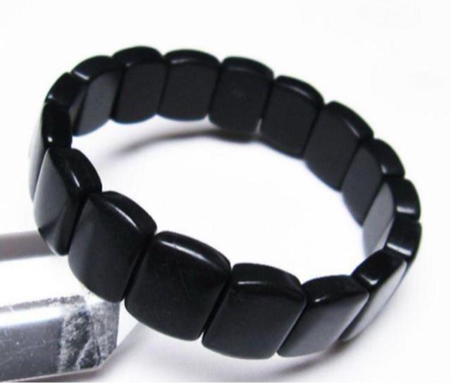 シュンガイト バングル 【シュンガイト(シュンガ石)】 < 男性アクセサリー/時計  シュンガイト バングル 【シュンガイト(シュンガ石)】  < 男性アクセサリー/時計の