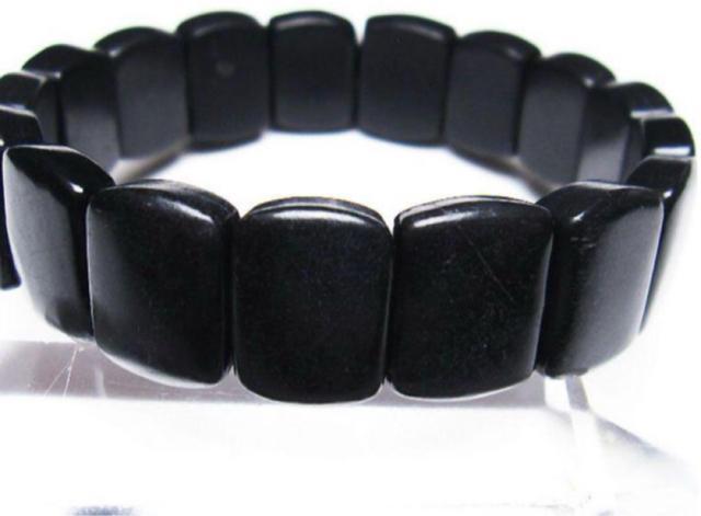 シュンガイト バングル 【シュンガイト(シュンガ石)】 < 男性アクセサリー/時計  シュンガイト バングル 【シュンガイト(シュンガ石)】 < 男性アクセサリー/時計の