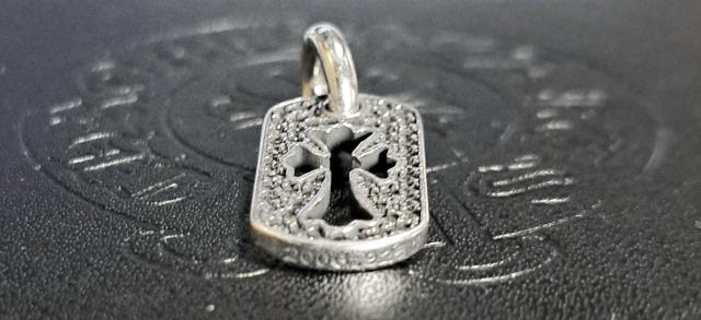 CHROME HEARTS/�^�C�j�[�J�b�g�A�E�g�N���X �`���[�� �_�C��pave�~���[���`�F�[�� 20inch 2�_ �� �u�����h�� 