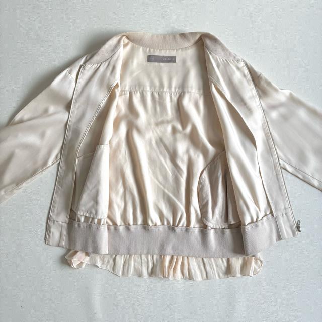 ◆ディアリウム◆3万◆バックシフォン切替ブルゾン◆MA-1◆アイボリー◆白◆M < 女性ファッション ◆ディアリウム◆3万◆バックシフォン切替ブルゾン◆MA-1◆アイボリー◆白◆M < 女性ファッションの