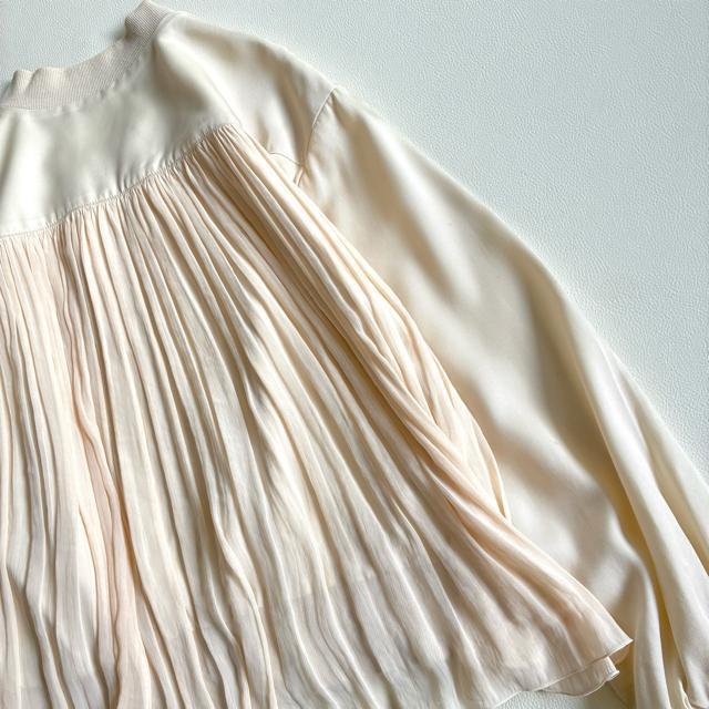 ◆ディアリウム◆3万◆バックシフォン切替ブルゾン◆MA-1◆アイボリー◆白◆M < 女性ファッション ◆ディアリウム◆3万◆バックシフォン切替ブルゾン◆MA-1◆アイボリー◆白◆M < 女性ファッションの