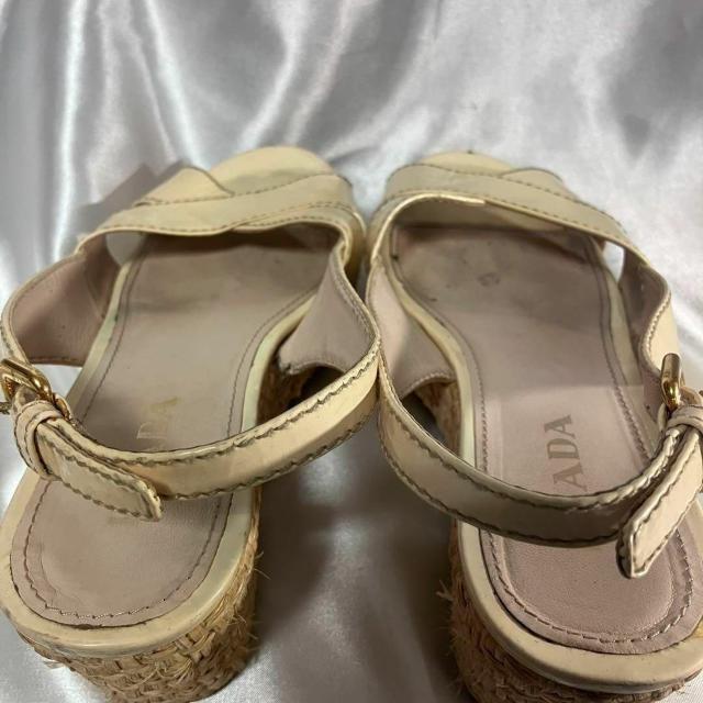 PRADA プラダ ジュート ウェッジソールサンダル パテントレザー 23cm PRADA < ブランド PRADA プラダ ジュート ウェッジソールサンダル パテントレザー 23cm PRADA < ブランドの