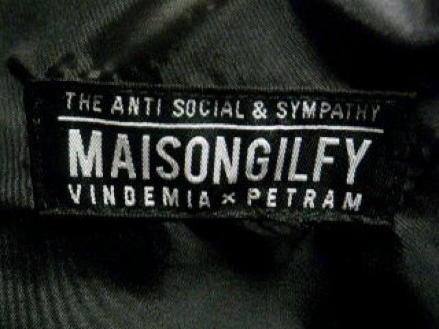 【GILFY/ギルフィー】《New》超Big★ベルト&ジッパー デザイン*ボストンバッグ < ブランド  【GILFY/ギルフィー】《New》超Big★ベルト&ジッパー デザイン*ボストンバッグ < ブランドの