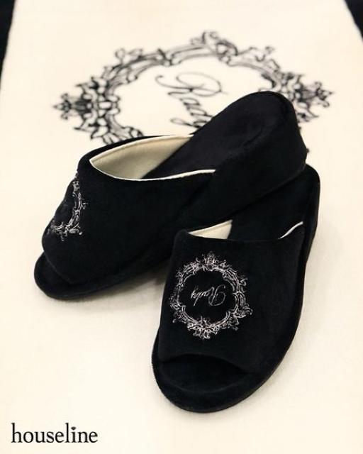 Rady☆ホテルシリーズヒールスリッパ☆ブラック☆新品同様 < ブランド Rady☆ホテルシリーズヒールスリッパ☆ブラック☆新品同様 < ブランドの