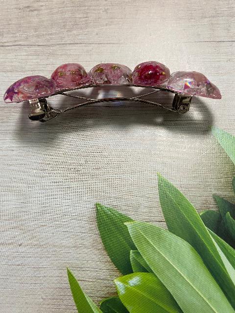 ハンドメイド レジンで作った鉱石のバレッタ ピンク系 ドライフラワー < 女性ファッション  ハンドメイド レジンで作った鉱石のバレッタ ピンク系 ドライフラワー < 女性ファッションの