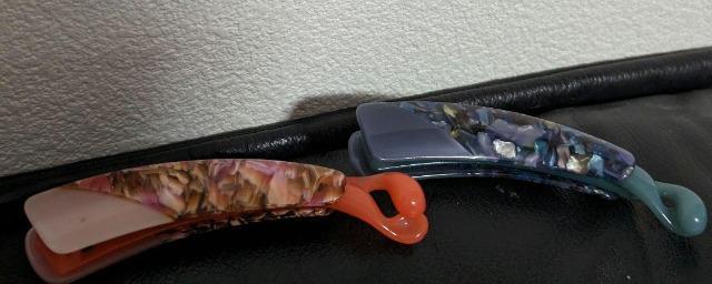 ■べっ甲風バナナクリップ■カラー ピンク&ブルー■2個セット < 女性アクセサリー/時計  ■べっ甲風バナナクリップ■カラー ピンク&ブルー■2個セット < 女性アクセサリー/時計の