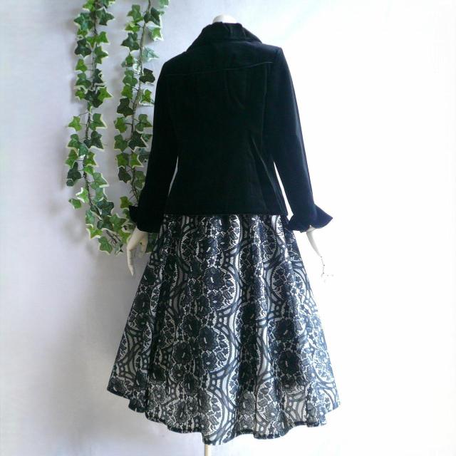 新品 S587 M×F 別珍ジャケット×花刺繍フレアスカート コーデ セット 上品 高級 セレモニー 結婚式 お出かけ < 女性ファッション 新品 S587 M×F 別珍ジャケット×花刺繍フレアスカート コーデ セット 上品 高級 セレモニー 結婚式 お出かけ < 女性ファッションの