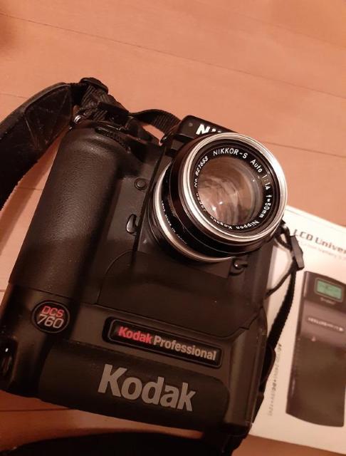 KODAK DCS-760 fW^჌t nikon F5{fB Nikkor 50mm F1.4t  Ɠd/AV 
