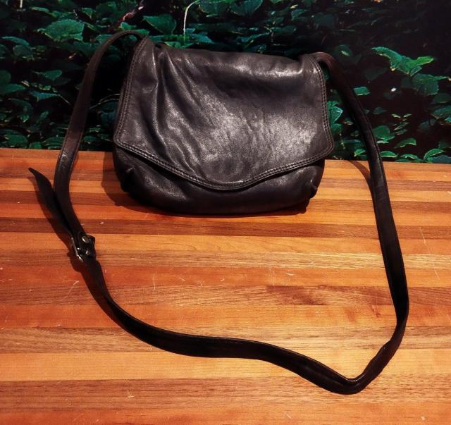 �����U�[�V�����_�[�o�b�O  �� �����t�@�b�V������ 