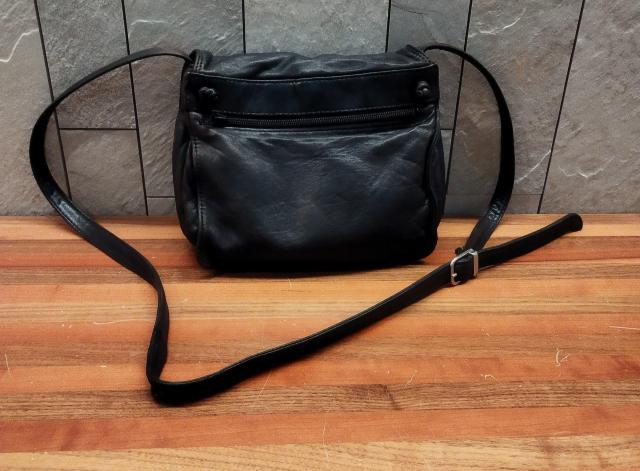 �����U�[�V�����_�[�o�b�O �� �����t�@�b�V������ 