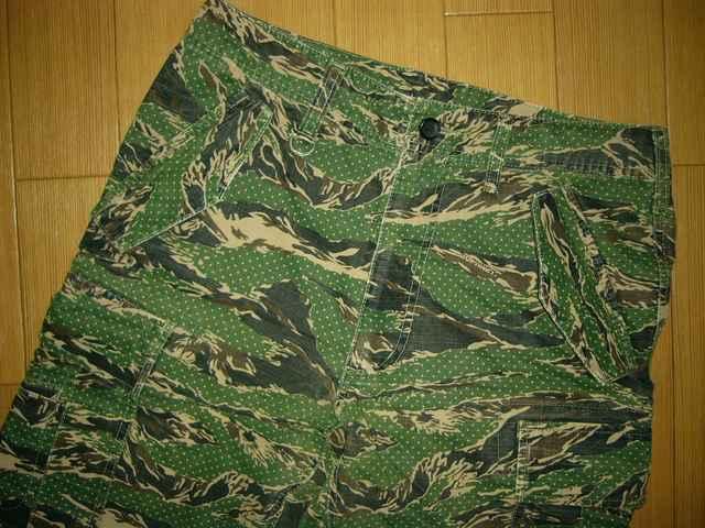 ソフネットSOPHNET.迷彩ドット柄ミリタリーパンツSカモ6ポケ < ブランド  ソフネットSOPHNET.迷彩ドット柄ミリタリーパンツSカモ6ポケ < ブランドの