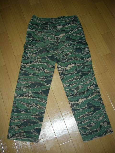 ソフネットSOPHNET.迷彩ドット柄ミリタリーパンツSカモ6ポケ < ブランド  ソフネットSOPHNET.迷彩ドット柄ミリタリーパンツSカモ6ポケ < ブランドの