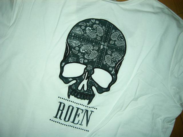 ロエン ROEN ペイズリー柄 スカル Tシャツ S 白 ラインストーン 骸骨 < ブランド  ロエン ROEN ペイズリー柄 スカル Tシャツ S 白 ラインストーン 骸骨  < ブランドの