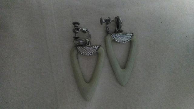 ヴィンテージイヤリング 中古品 < 女性アクセサリー/時計 ヴィンテージイヤリング 中古品 < 女性アクセサリー/時計の