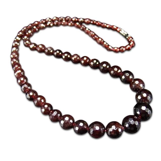 ガーネット天然石ネックレス1月の誕生石ミラーカット最大約11mm弱玉 < 女性アクセサリー/時計  ガーネット天然石ネックレス1月の誕生石ミラーカット最大約11mm弱玉  < 女性アクセサリー/時計の