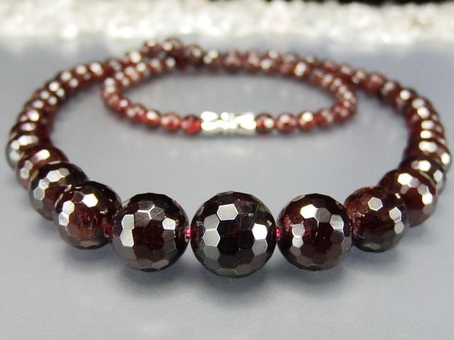 ガーネット天然石ネックレス1月の誕生石ミラーカット最大約11mm弱玉 < 女性アクセサリー/時計  ガーネット天然石ネックレス1月の誕生石ミラーカット最大約11mm弱玉 < 女性アクセサリー/時計の