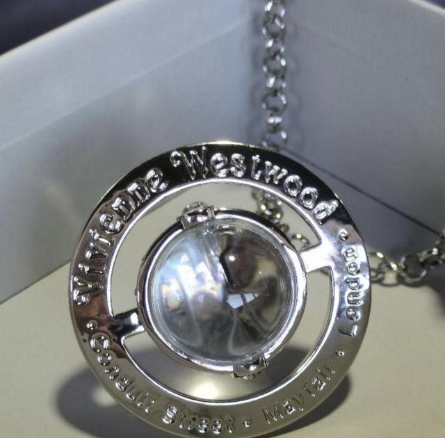 Vivienne Westwood X[I[u  uh 