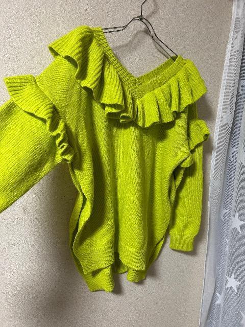 新品タグ付きZARA★鮮やかゆったりフリルニット < ブランド 新品タグ付きZARA★鮮やかゆったりフリルニット < ブランドの