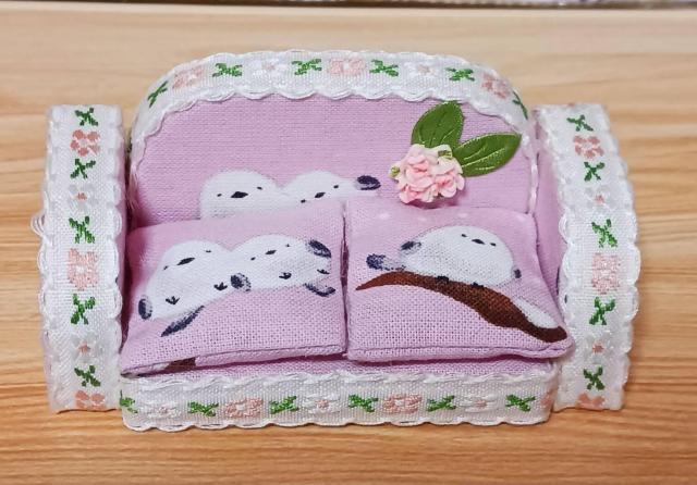 シマエナガの可愛い絵柄のピンクミニソファセット 手作り樹脂ケーキパピオカ付き < ホビー シマエナガの可愛い絵柄のピンクミニソファセット 手作り樹脂ケーキパピオカ付き < ホビーの