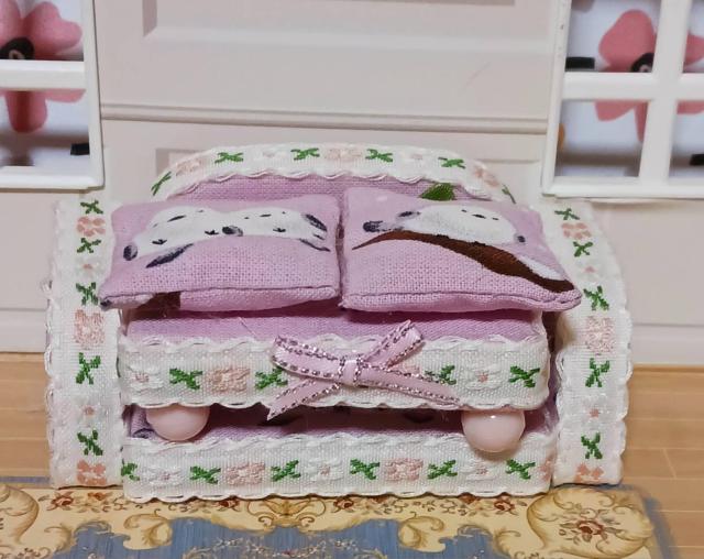 シマエナガの可愛い絵柄のピンクミニソファセット 手作り樹脂ケーキパピオカ付き < ホビー シマエナガの可愛い絵柄のピンクミニソファセット 手作り樹脂ケーキパピオカ付き < ホビーの