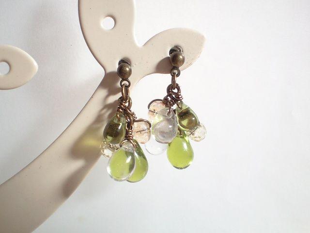 *ぷるぷるドロップのピアス*緑 10002 < 女性アクセサリー/時計  *ぷるぷるドロップのピアス*緑 10002  < 女性アクセサリー/時計の