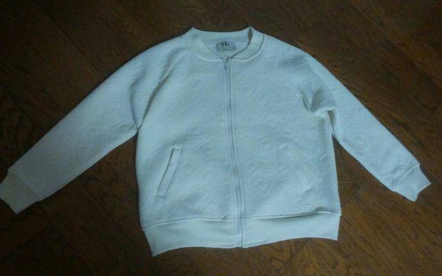 GRL Mサイズ ジャンパー オフホワイト 美品 < 女性ファッション  GRL Mサイズ ジャンパー オフホワイト 美品  < 女性ファッションの