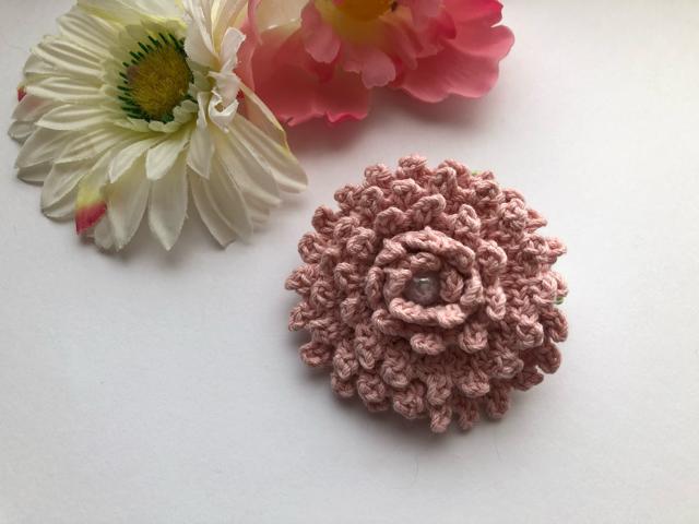 ハンドメイド ブローチ コサージュ  ピンクの満開ダリア♪ < 女性ファッション  ハンドメイド ブローチ コサージュ  ピンクの満開ダリア♪  < 女性ファッションの