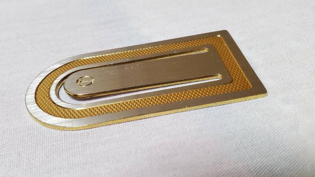 正規 ダンヒル メッシュライン dロゴマネークリップ シルバー×メタルゴールド 財布 札入れ < ブランド  正規 ダンヒル メッシュライン dロゴマネークリップ シルバー×メタルゴールド 財布 札入れ < ブランドの