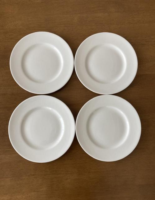 ウエッジウッド WEDGEWOOD♪プレート4枚☆used美品 < インテリア/ライフ  ウエッジウッド WEDGEWOOD♪プレート4枚☆used美品 < インテリア/ライフの