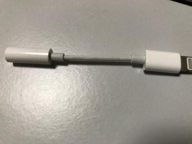 iPhone 変換アダプタ イヤホンジャック 純正品 < 家電/AV iPhone 変換アダプタ イヤホンジャック 純正品 < 家電/AVの