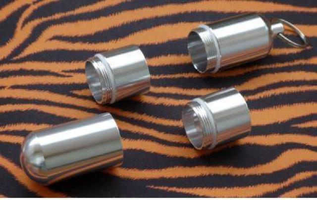 ロング 送料無料 アルミ シガレット たばこ タバコ ボックス ピルケース 防水 薬 カプセル キーホルダー 100 < インテリア/ライフ  ロング 送料無料 アルミ シガレット たばこ タバコ ボックス ピルケース 防水 薬 カプセル キーホルダー 100 < インテリア/ライフの