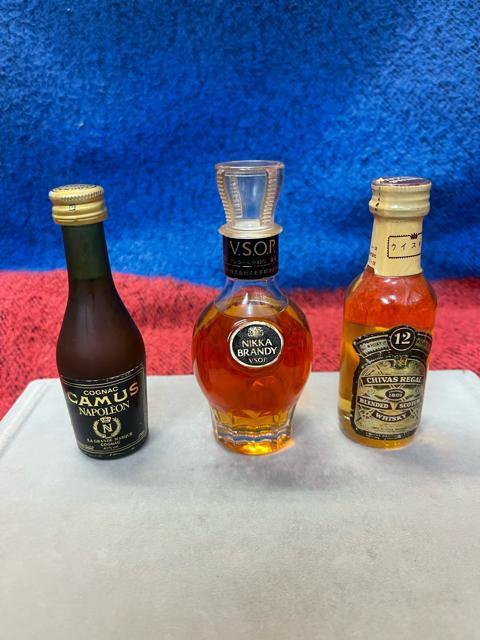 希少 ミニボトル古酒3本セット|カミュ ナポレオン/ニッカ V.S.O.P./シーバスリーガル12年 お酒 ミニボトル VSOP < グルメ/ドリンク 希少 ミニボトル古酒3本セット|カミュ ナポレオン/ニッカ V.S.O.P./シーバスリーガル12年 お酒 ミニボトル VSOP < グルメ/ドリンクの