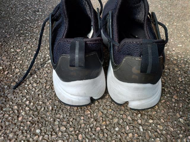 NIKE AIR スニーカー ジョギング ウォーキング お散歩 スポーツジム サイズ23cm < ブランド NIKE AIR スニーカー ジョギング ウォーキング お散歩 スポーツジム サイズ23cm < ブランドの