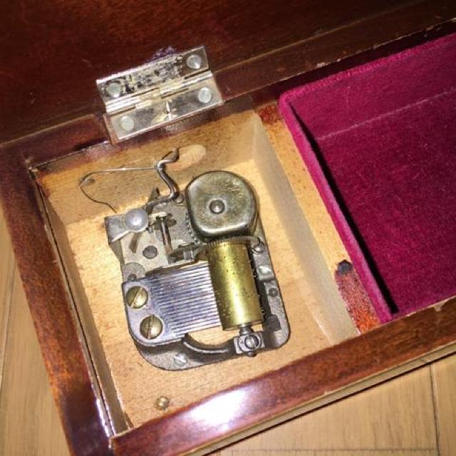 難あり ヴィンテージ オルゴール エリーゼのために 宝石箱 < インテリア/ライフ 難あり ヴィンテージ オルゴール エリーゼのために 宝石箱 < インテリア/ライフの