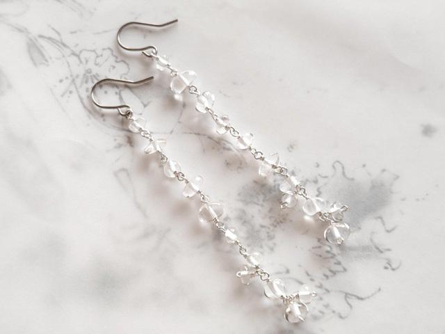 *氷粒のピアス*SF 22076 < 女性アクセサリー/時計 *氷粒のピアス*SF 22076 < 女性アクセサリー/時計の