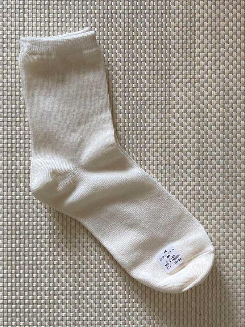 新品未使用 ★ ハニーズ ソックス 白系 ホワイト系 アイボリー ポリエステル 綿 その他23-25cm 定形外140円可 < 女性ファッション  新品未使用 ★ ハニーズ ソックス 白系 ホワイト系 アイボリー ポリエステル 綿 その他23-25cm 定形外140円可  < 女性ファッションの