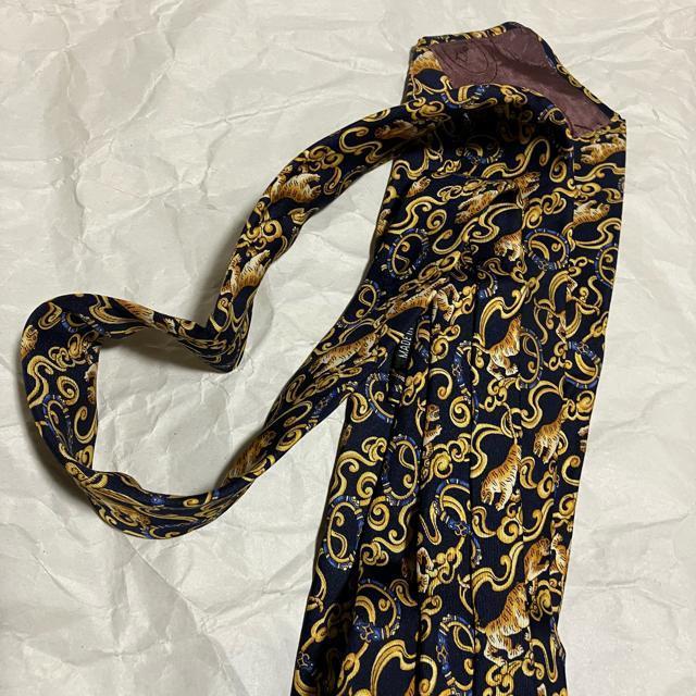 yChristian DiorzyMONSIEURz VN lN^C /   uh 