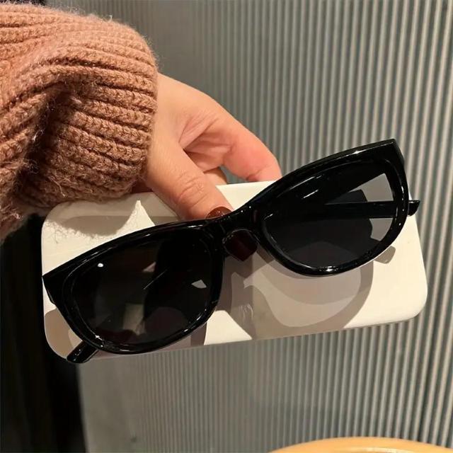 超お買い得590円★ プリントフレームの女性用 猫目ファッション眼鏡 - オーバル形状、ポリカーボン素材 オリーブグリーン < 女性ファッション  超お買い得590円★ プリントフレームの女性用 猫目ファッション眼鏡 - オーバル形状、ポリカーボン素材 オリーブグリーン < 女性ファッションの