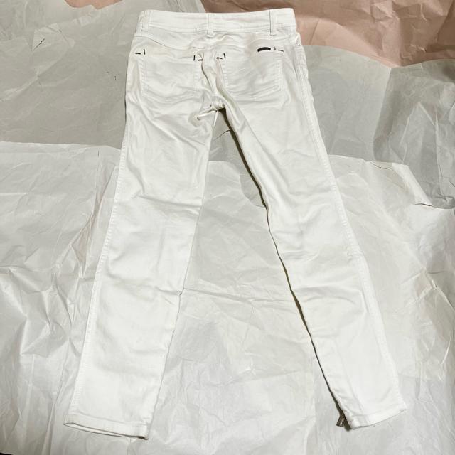【TOM FORD / トムフォード】 スキニーデニム / 白 / 26 ホワイトデニム ボトムス < ブランド 【TOM FORD / トムフォード】 スキニーデニム / 白 / 26 ホワイトデニム ボトムス < ブランドの