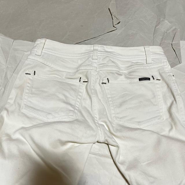 【TOM FORD / トムフォード】 スキニーデニム / 白 / 26 ホワイトデニム ボトムス < ブランド 【TOM FORD / トムフォード】 スキニーデニム / 白 / 26 ホワイトデニム ボトムス < ブランドの