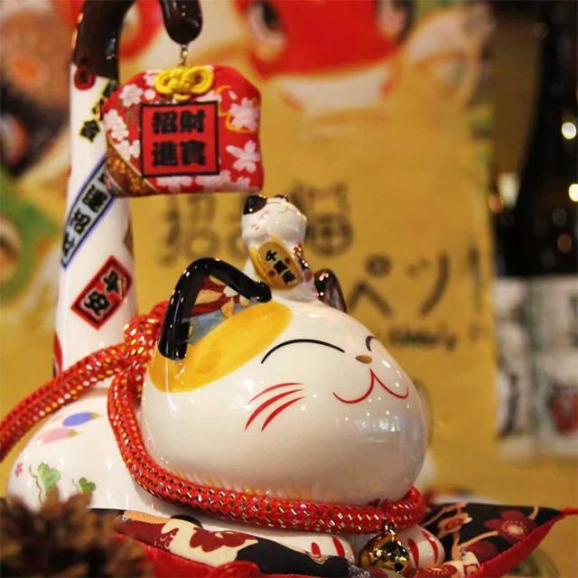 長い尻尾 招き猫 貯金箱 商売繁盛 縁起物 金運 < インテリア/ライフ 長い尻尾 招き猫 貯金箱 商売繁盛 縁起物 金運 < インテリア/ライフの