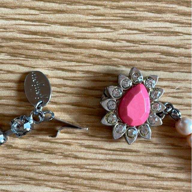 ジュジュ ネックレスとピアスセット < 女性アクセサリー/時計 ジュジュ ネックレスとピアスセット < 女性アクセサリー/時計の