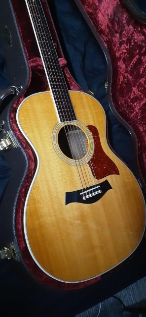 Taylor 414e-R ER2 2016�N�� ���A �����ҏ��� �� �z�r�[�� 