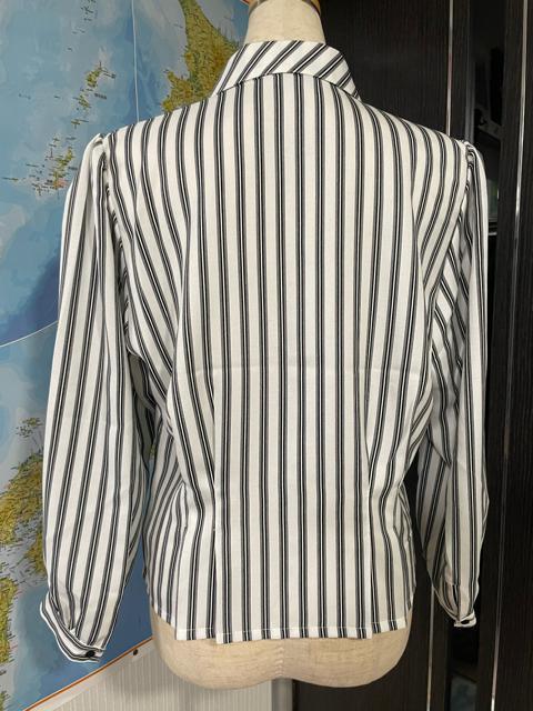 トップス ブラウス 長袖 9号 未使用 美品 < 女性ファッション  トップス ブラウス 長袖 9号 未使用 美品 < 女性ファッションの