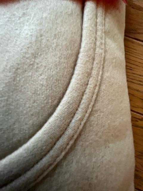 Mサイズ!紳士!暖か!背中and肘!当て布付き!ふんわりソフト毛混素材!リブ付き長袖U首インナーシャツ!新品! < 男性ファッション  Mサイズ!紳士!暖か!背中and肘!当て布付き!ふんわりソフト毛混素材!リブ付き長袖U首インナーシャツ!新品! < 男性ファッションの