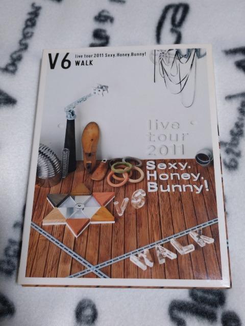V6 DVD「live tour 2011 Sexy.Honey.Bunny! 」 WALK盤 < タレントグッズ  V6 DVD「live tour 2011 Sexy.Honey.Bunny! 」 WALK盤  < タレントグッズの