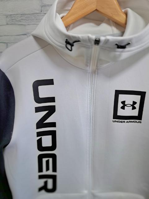 UNDER ARMOUR A_[A[}[ vg S nCubh t[h p[J[/Y/M  uh 