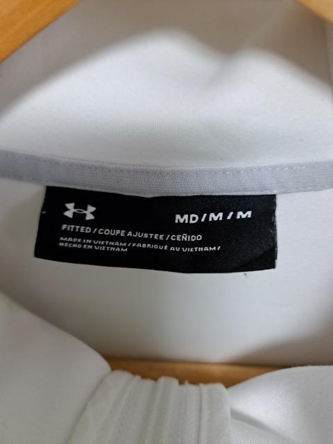 UNDER ARMOUR A_[A[}[ vg S nCubh t[h p[J[/Y/M  uh 